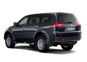 Міцубісі Паджеро Спорт, Позашляховик / Кросовер 2008 - н.в. 3.0i V6 (220Hp)