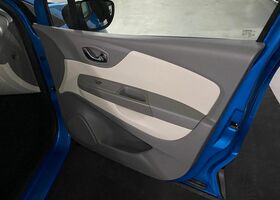 Синій Рено Каптур, об'ємом двигуна 1.2 л та пробігом 46 тис. км за 13777 $, фото 17 на Automoto.ua