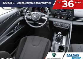 Хендай Елантра, об'ємом двигуна 1.59 л та пробігом 22 тис. км за 16847 $, фото 7 на Automoto.ua