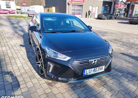 Хендай Ioniq, объемом двигателя 1.58 л и пробегом 90 тыс. км за 14989 $, фото 3 на Automoto.ua