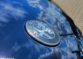 Альфа Ромео Джуниор 2025 в Европе на Automoto.ua Черный Альфа Ромео Джуниор, объемом двигателя 1 л и пробегом 390 тыс. км за 30194 $, фото 10 на Automoto.ua