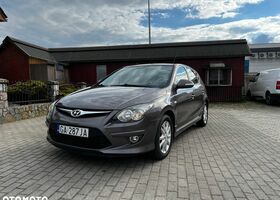 Хендай i30, объемом двигателя 1.58 л и пробегом 179 тыс. км за 4082 $, фото 15 на Automoto.ua