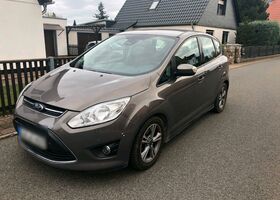 Форд Сі-Макс 2009 у Європі на Automoto.ua Коричневий Форд Сі-Макс, об'ємом двигуна 0 л та пробігом 109 тис. км за 2999 $, фото 6 на Automoto.ua