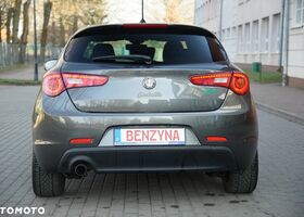 Альфа Ромео Giulietta, об'ємом двигуна 1.37 л та пробігом 95 тис. км за 9914 $, фото 2 на Automoto.ua