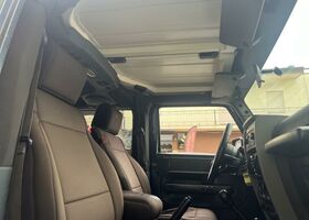 Джип Вранглер 2007 в Европе на Automoto.ua Синий Джип Вранглер, объемом двигателя 2.78 л и пробегом 290 тыс. км за 15500 $, фото 12 на Automoto.ua