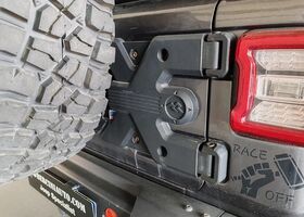 Джип Вранглер 2021 в Европе на Automoto.ua Черный Джип Вранглер, объемом двигателя 2 л и пробегом 47 тыс. км за 68891 $, фото 14 на Automoto.ua