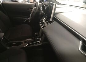 Тойота Corolla Cross 2023 в Европе на Automoto.ua Серый Тойота Corolla Cross, объемом двигателя 1.99 л и пробегом 39 тыс. км за 35897 $, фото 6 на Automoto.ua
