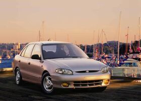 Хендай Акцент, Седан 1995 - 1999 1.5 i 16V GT