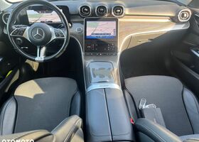 Мерседес Ц-Класс 2022 в Европе на Automoto.ua Черный Мерседес Ц-Класс, объемом двигателя 1 л и пробегом 159 тыс. км за 159000 $, фото 11 на Automoto.ua