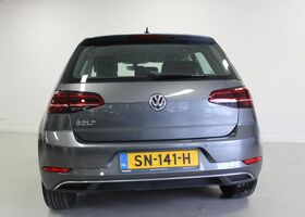 Фольксваген Гольф 2018 в Европе на Automoto.ua Серый Фольксваген Гольф, объемом двигателя 1.6 л и пробегом 67 тыс. км за 23212 $, фото 5 на Automoto.ua