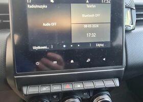 Рено Кліо, об'ємом двигуна 1 л та пробігом 25 тис. км за 12073 $, фото 21 на Automoto.ua