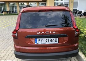 Дачія Jogger, об'ємом двигуна 1 л та пробігом 2 тис. км за 20842 $, фото 8 на Automoto.ua