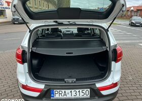 Кіа Sportage, об'ємом двигуна 1.69 л та пробігом 172 тис. км за 10691 $, фото 17 на Automoto.ua