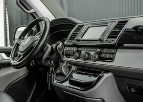 Фольксваген Transporter T6 2018 в Европе на Automoto.ua Черный Фольксваген Transporter T6, объемом двигателя 1.97 л и пробегом 186 тыс. км за 24864 $, фото 1 на Automoto.ua