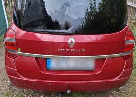 Рено Grand Modus 2008 в Европе на Automoto.ua Красный Рено Grand Modus, объемом двигателя 0 л и пробегом 18 тыс. км за 1500 $, фото 3 на Automoto.ua