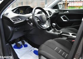 Пежо 308, объемом двигателя 1.56 л и пробегом 205 тыс. км за 6199 $, фото 9 на Automoto.ua