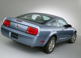 Форд Мустанг, Купе 2004 - н.в. V 4.6 i V8 GT