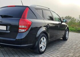 Киа Сид, объемом двигателя 1.59 л и пробегом 243 тыс. км за 3564 $, фото 2 на Automoto.ua