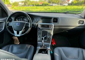 Вольво V60 Cross Country, объемом двигателя 1.97 л и пробегом 225 тыс. км за 12073 $, фото 31 на Automoto.ua