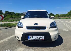 Киа Soul, объемом двигателя 1.59 л и пробегом 159 тыс. км за 5032 $, фото 14 на Automoto.ua