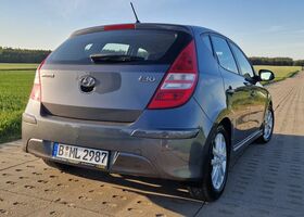 Хендай i30, объемом двигателя 1.4 л и пробегом 181 тыс. км за 4514 $, фото 19 на Automoto.ua