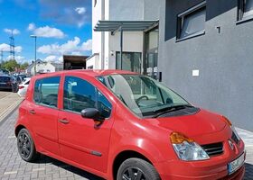 Рено Модус 2006 в Европе на Automoto.ua Рено Модус, объемом двигателя 0 л и пробегом 106 тыс. км за 1999 $, фото 4 на Automoto.ua