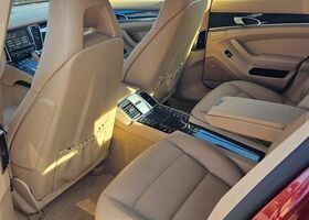 Порше Panamera, об'ємом двигуна 3.61 л та пробігом 94 тис. км за 29784 $, фото 9 на Automoto.ua