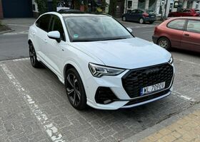 Ауди Q3 Sportback, объемом двигателя 1.98 л и пробегом 49 тыс. км за 41015 $, фото 5 на Automoto.ua