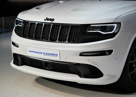 Білий Джип Grand Cherokee, об'ємом двигуна 6.42 л та пробігом 31 тис. км за 52951 $, фото 10 на Automoto.ua