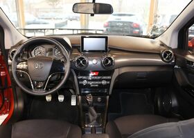 Оранжевый BAIC Senova X25, объемом двигателя 0 л и пробегом 90 тыс. км за 7513 $, фото 11 на Automoto.ua