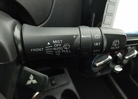 Мицубиси Спейс Стар 2022 в Европе на Automoto.ua Белый Мицубиси Спейс Стар, объемом двигателя 1.19 л и пробегом 59 тыс. км за 14026 $, фото 16 на Automoto.ua