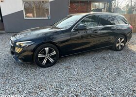 Мерседес Ц-Класс 2022 в Европе на Automoto.ua Черный Мерседес Ц-Класс, объемом двигателя 1 л и пробегом 159 тыс. км за 159000 $, фото 8 на Automoto.ua