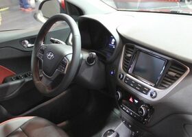 Hyundai Accent 2017 на тест-драйве, фото 10