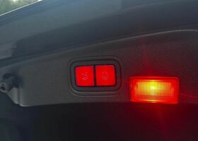 Мерседес Ц-Клас 2019 у Європі на Automoto.ua Чорний Мерседес Ц-Клас, об'ємом двигуна 1 л та пробігом 112 тис. км за 29516 $, фото 27 на Automoto.ua