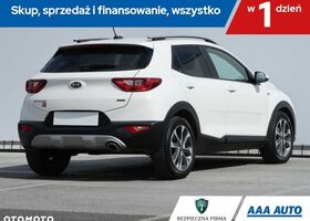 Кіа Stonic, об'ємом двигуна 1.58 л та пробігом 166 тис. км за 10799 $, фото 5 на Automoto.ua