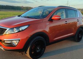 Кіа Sportage, об'ємом двигуна 2 л та пробігом 178 тис. км за 10799 $, фото 7 на Automoto.ua