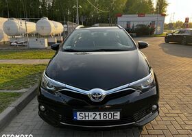 Тойота Аурис, объемом двигателя 1.8 л и пробегом 89 тыс. км за 13715 $, фото 1 на Automoto.ua