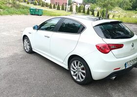 Альфа Ромео Giulietta, об'ємом двигуна 1.37 л та пробігом 98 тис. км за 6803 $, фото 5 на Automoto.ua