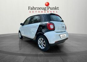 Білий Смарт Forfour, об'ємом двигуна 1 л та пробігом 56 тис. км за 11572 $, фото 5 на Automoto.ua