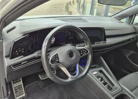 Фольксваген Golf GTE 2021 у Європі на Automoto.ua Білий Фольксваген Golf GTE, об'ємом двигуна 1.4 л та пробігом 71 тис. км за 30146 $, фото 12 на Automoto.ua