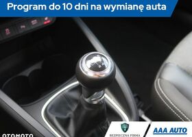 Ауді A1, об'ємом двигуна 1.6 л та пробігом 122 тис. км за 9719 $, фото 18 на Automoto.ua