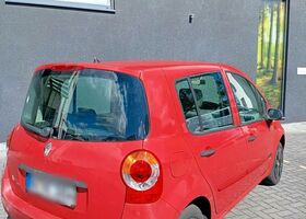 Рено Модус 2006 в Европе на Automoto.ua Рено Модус, объемом двигателя 0 л и пробегом 106 тыс. км за 1999 $, фото 7 на Automoto.ua