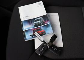 Фольксваген Крафтєр 2022 у Європі на Automoto.ua Сірий Фольксваген Крафтєр, об'ємом двигуна 1.97 л та пробігом 75 тис. км за 42214 $, фото 4 на Automoto.ua