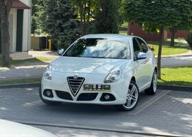 Альфа Ромео Giulietta 2014 у Європі на Automoto.ua Білий Альфа Ромео Giulietta, об'ємом двигуна 1 л та пробігом 196 тис. км за 31900 $, фото 11 на Automoto.ua