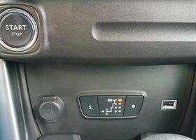 Сітроен C3 Aircross, об'ємом двигуна 1.2 л та пробігом 92 тис. км за 11339 $, фото 28 на Automoto.ua