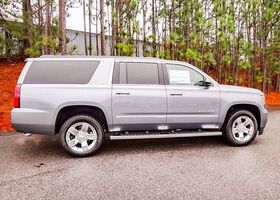 Chevrolet Suburban 2018 на тест-драйве, фото 4