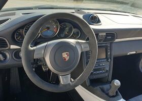 Белый Порше 911, объемом двигателя 3.6 л и пробегом 5 тыс. км за 183189 $, фото 10 на Automoto.ua