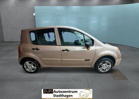 Рено Модус 2005 в Европе на Automoto.ua Бежевый Рено Модус, объемом двигателя 1.15 л и пробегом 145 тыс. км за 2902 $, фото 6 на Automoto.ua