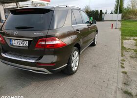 Мерседес ML-Class, об'ємом двигуна 2.99 л та пробігом 249 тис. км за 20518 $, фото 5 на Automoto.ua