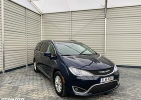 Крайслер Pacifica, об'ємом двигуна 3.61 л та пробігом 160 тис. км за 21382 $, фото 2 на Automoto.ua